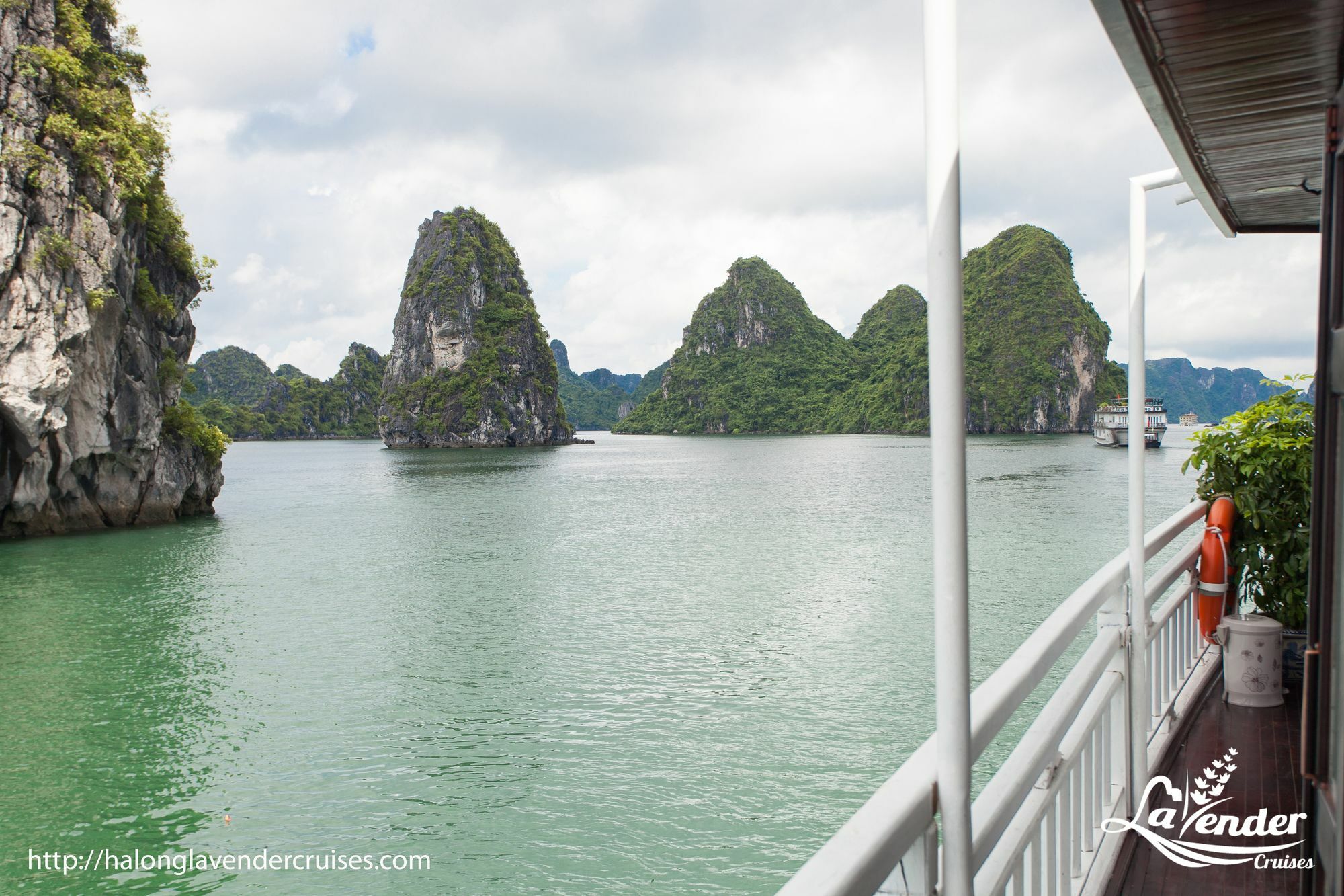 Halong Lavender Cruises Hotell Ha Long Exteriör bild