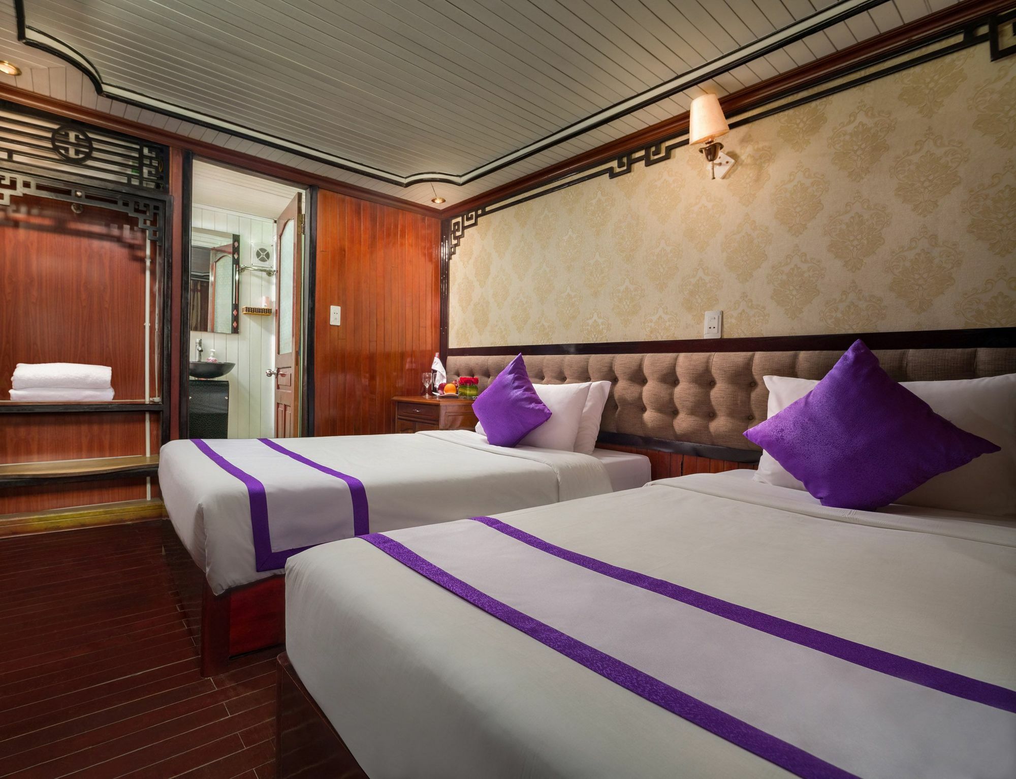 Halong Lavender Cruises Hotell Ha Long Exteriör bild